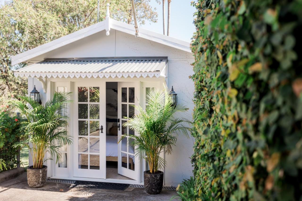 Studio 26: Central, Hampton'S Poolside Hideaway Coffs Harbour Extérieur photo