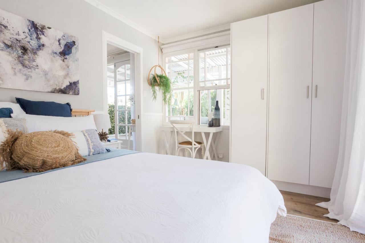 Studio 26: Central, Hampton'S Poolside Hideaway Coffs Harbour Extérieur photo