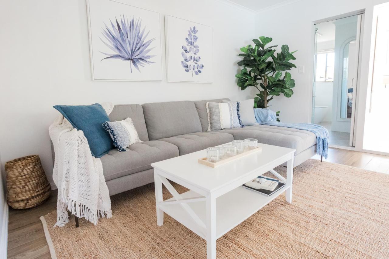 Studio 26: Central, Hampton'S Poolside Hideaway Coffs Harbour Extérieur photo
